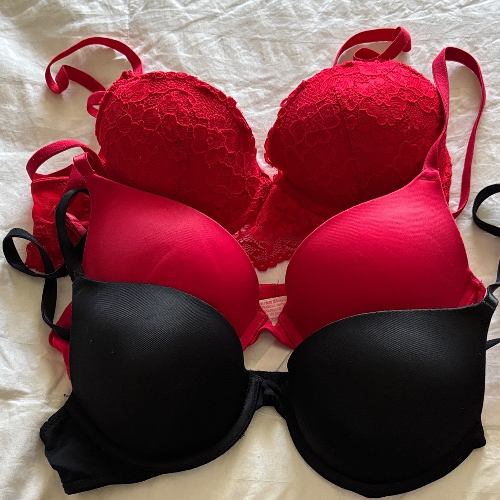 PINK Victoria's Secret Red Black 
Push Up Bra Bundle of 3 Size 32B & 34A